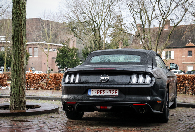 Ford Mustang GT Convertible 2015