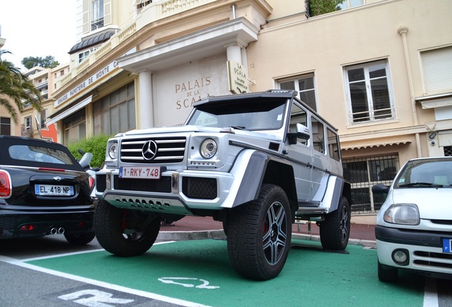 Mercedes-Benz G 500 4X4²