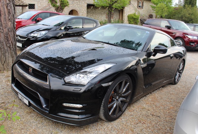 Nissan GT-R 2013