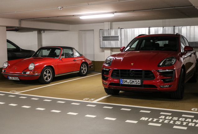 Porsche 95B Macan GTS