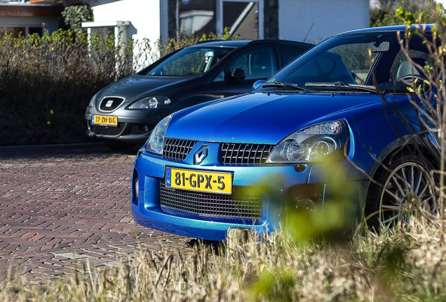 Renault Clio V6 Phase II