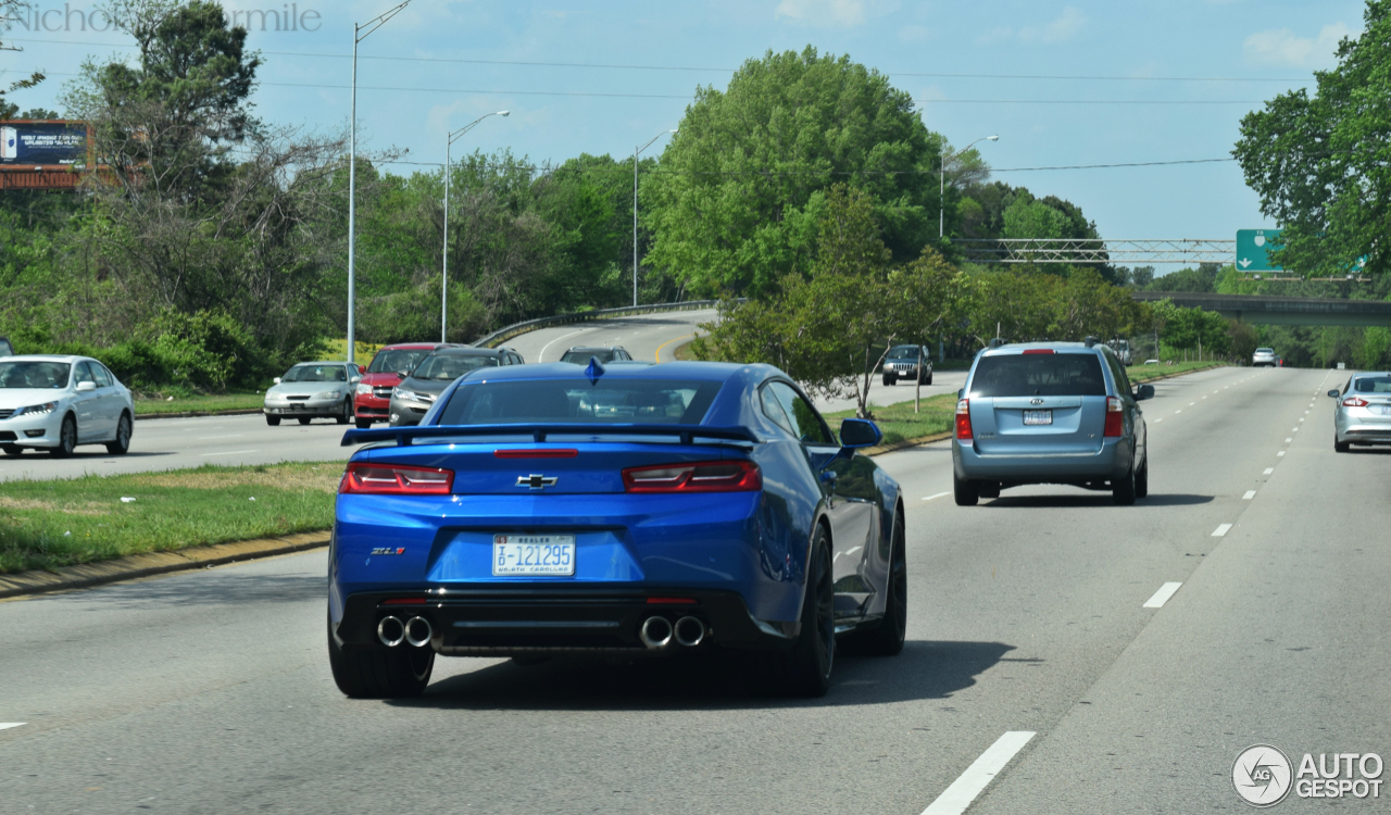 Chevrolet Camaro ZL1 2016