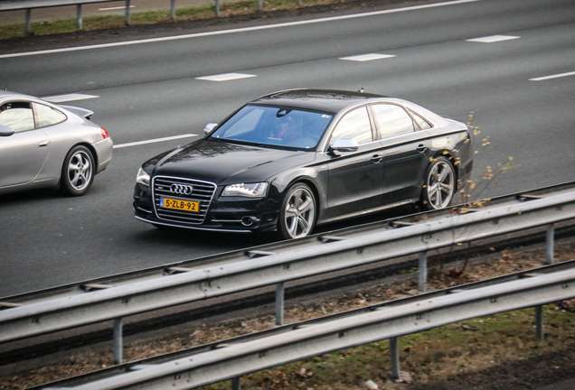 Audi S8 D4