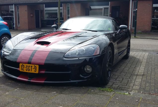 Dodge Viper SRT-10 Roadster 2003