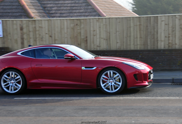 Jaguar F-TYPE R Coupé