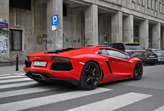 Lamborghini Aventador LP700-4