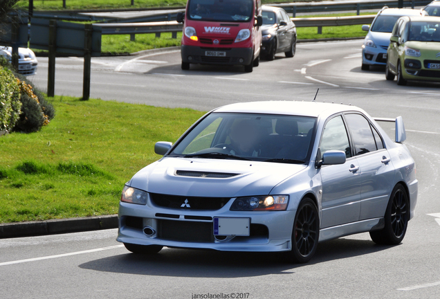 Mitsubishi Lancer Evolution IX MR