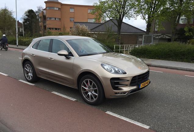 Porsche 95B Macan Turbo