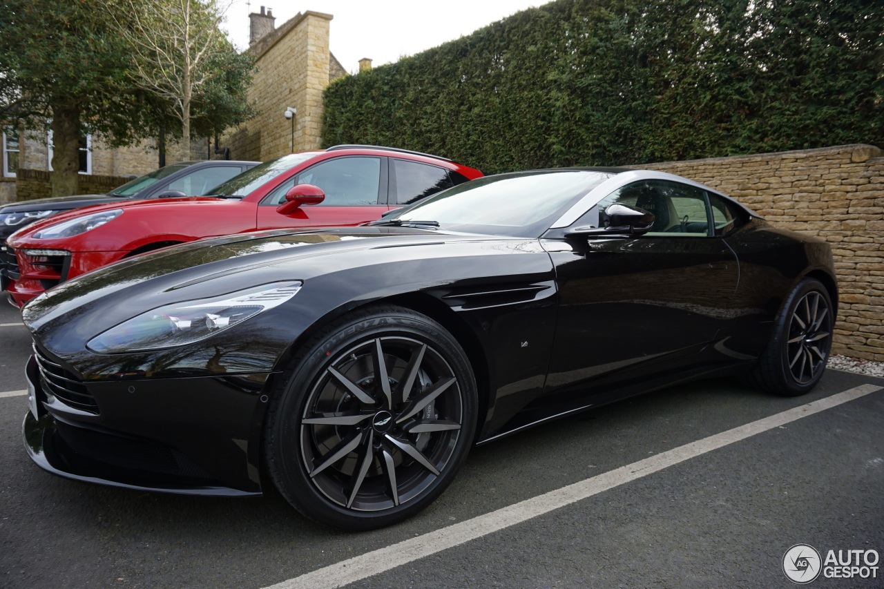 Aston Martin DB11