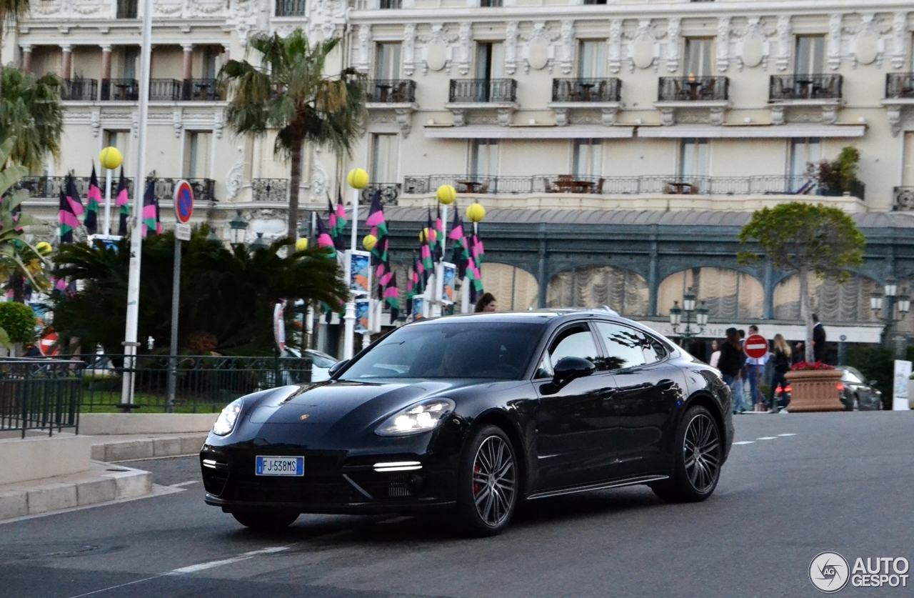 Porsche 971 Panamera Turbo