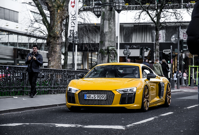 Audi R8 V10 Plus 2015