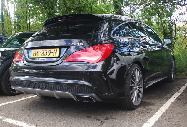 Mercedes-AMG CLA 45 Shooting Brake X117