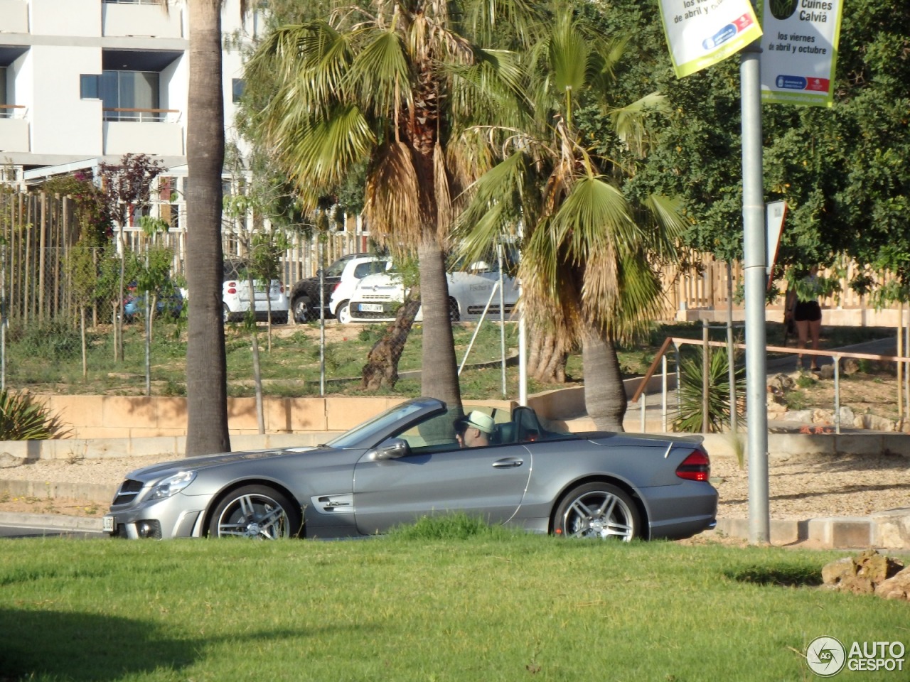 Mercedes-Benz SL 63 AMG