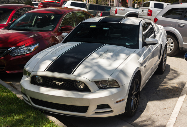 Ford Mustang GT 2013