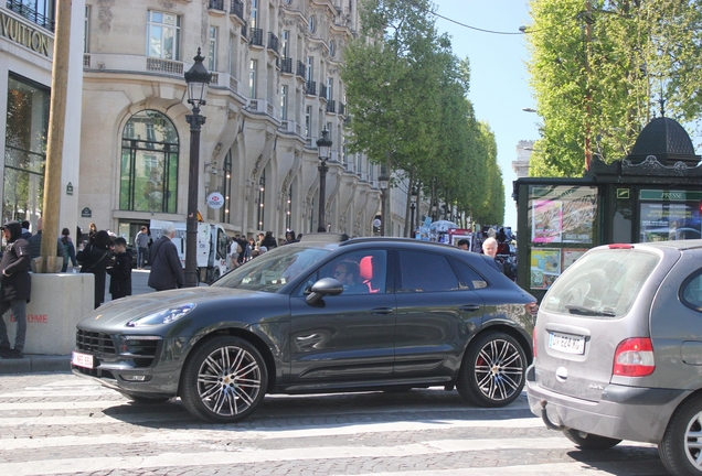 Porsche 95B Macan GTS