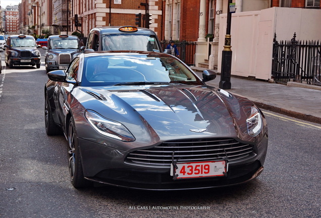 Aston Martin DB11