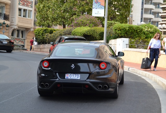 Ferrari FF