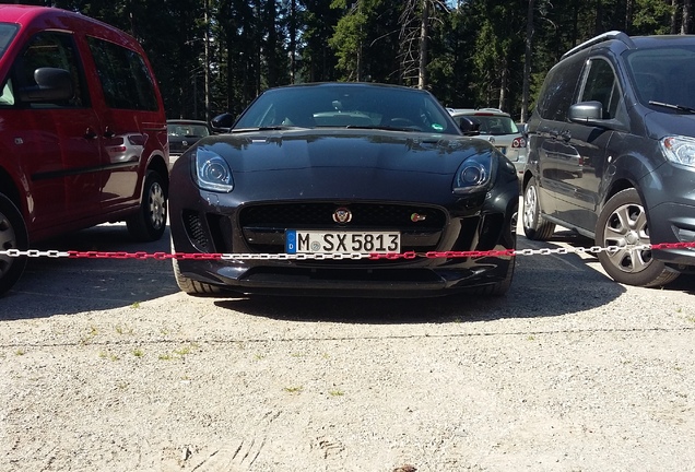 Jaguar F-TYPE S AWD Coupé