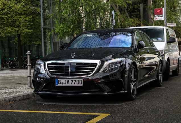 Mercedes-AMG S 63 V222