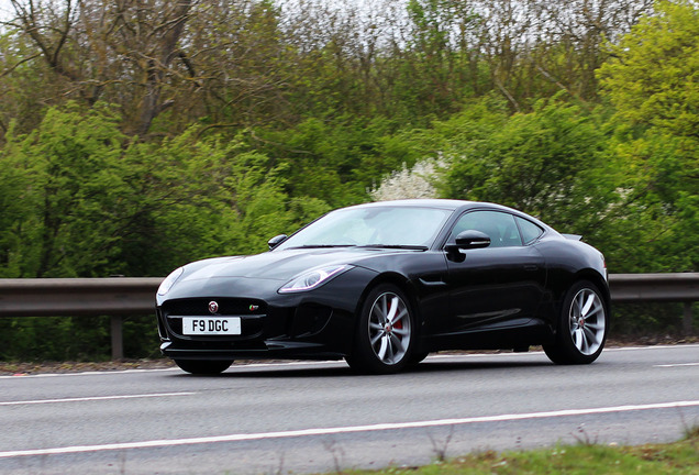 Jaguar F-TYPE S Coupé