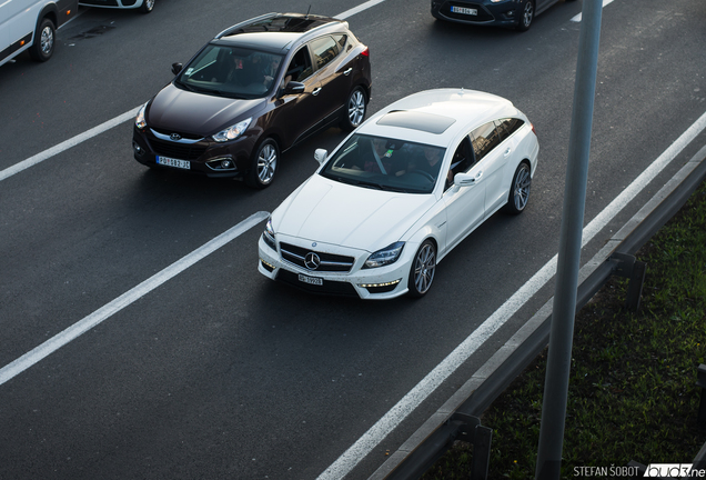 Mercedes-Benz CLS 63 AMG S X218 Shooting Brake