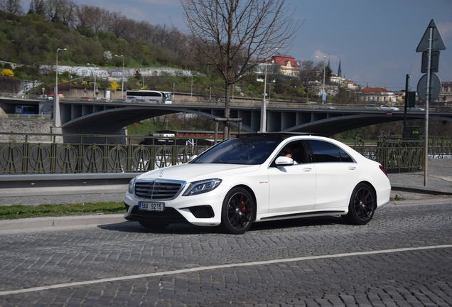 Mercedes-Benz S 63 AMG V222