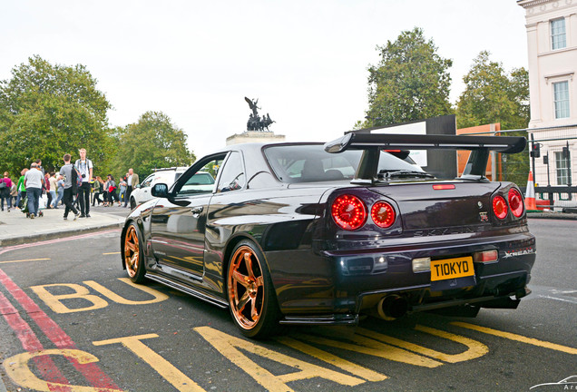 Nissan Skyline R34 GT-R V-Spec Midnight Purple Pearl II Special Color Limited Edition