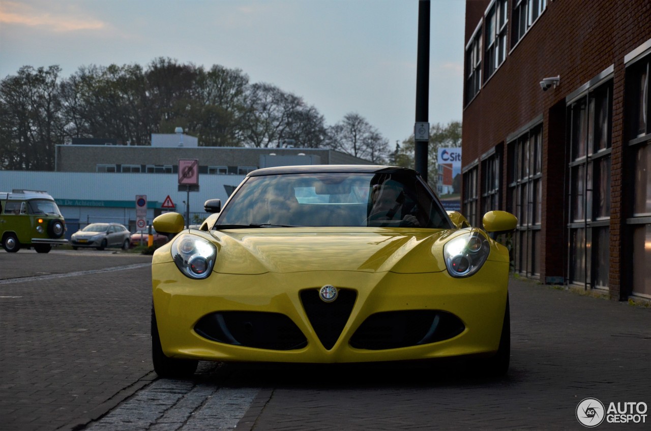 Alfa Romeo 4C Spider