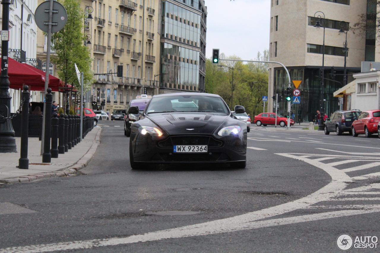 Aston Martin V12 Vantage S