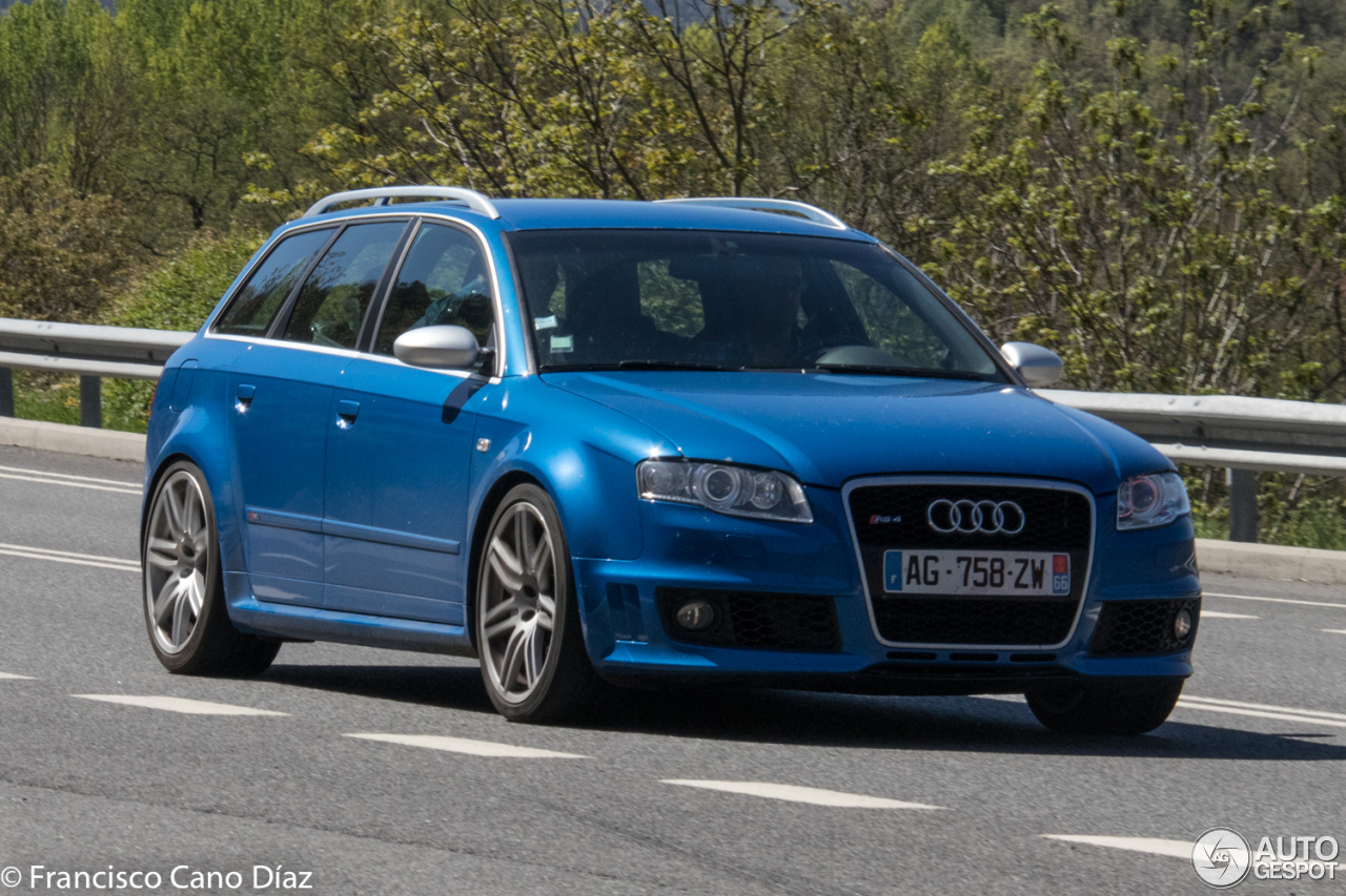 Audi RS4 Avant B7