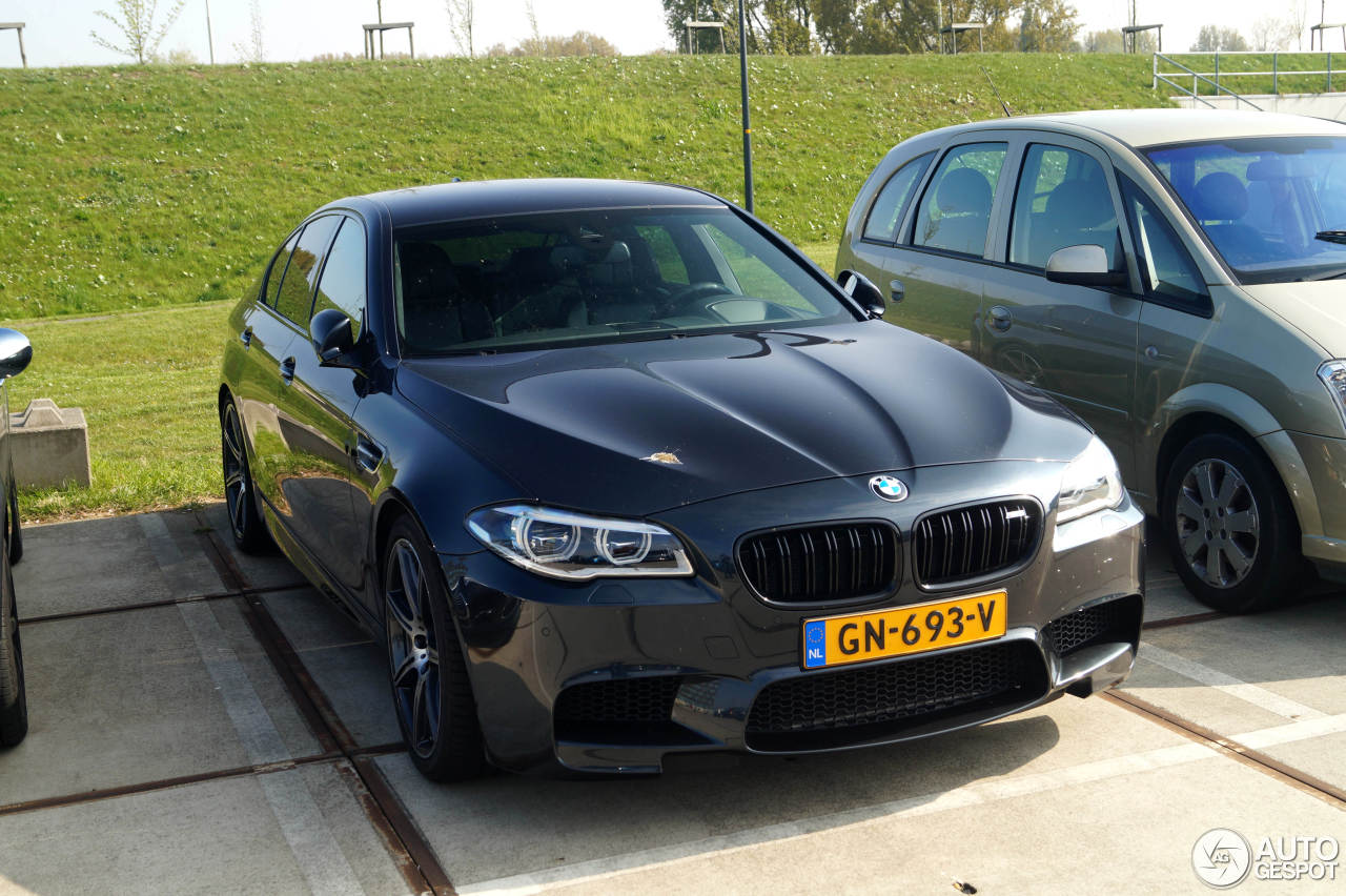 BMW M5 F10 2014 Performance Edition