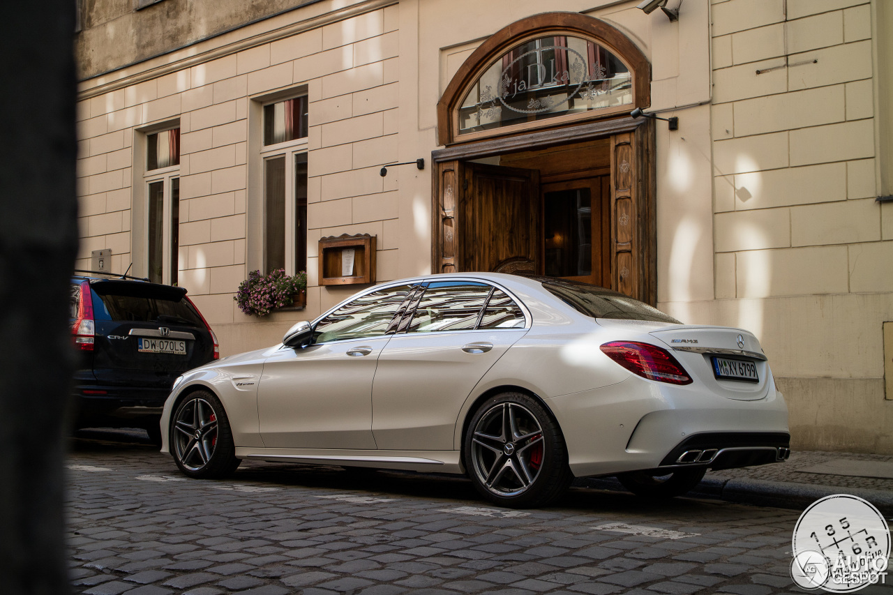 Mercedes-AMG C 63 S W205