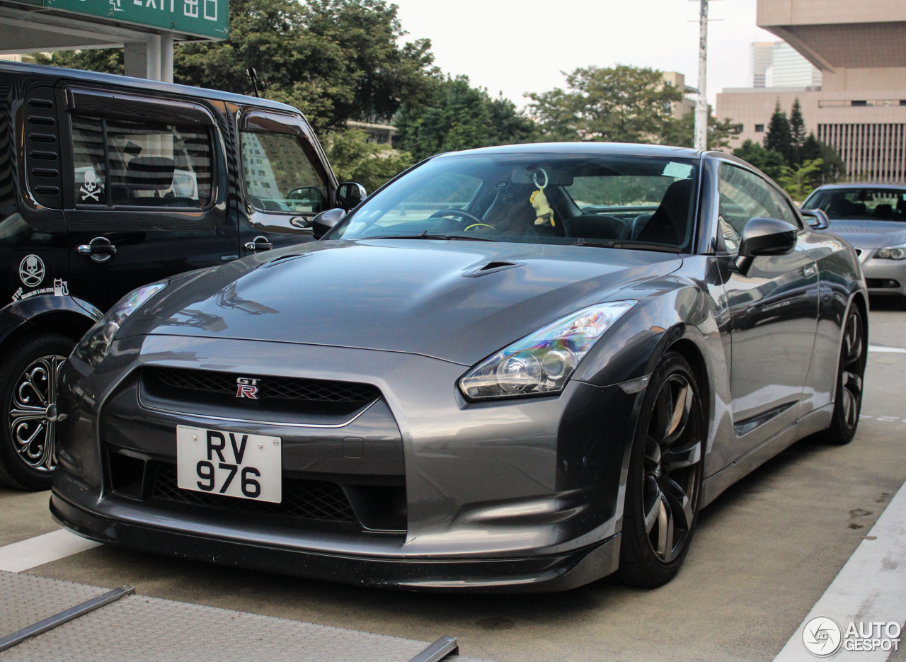 Nissan GT-R