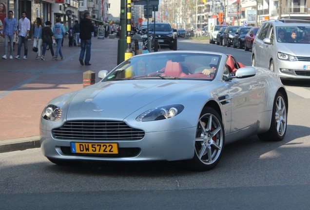 Aston Martin V8 Vantage Roadster