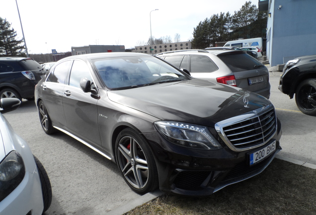 Mercedes-Benz S 63 AMG V222