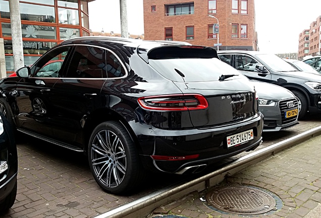 Porsche 95B Macan Turbo