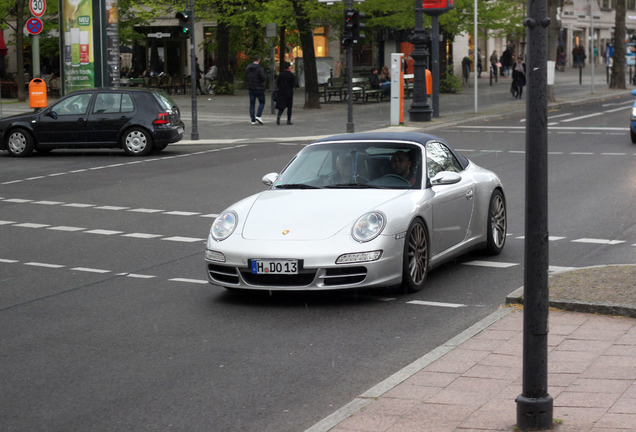 Porsche 997 Carrera 4S Cabriolet MkI