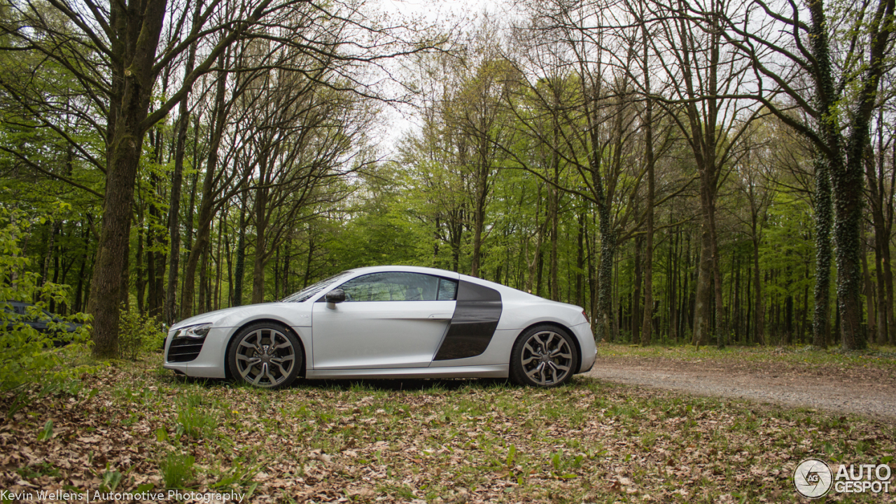 Audi R8 V10