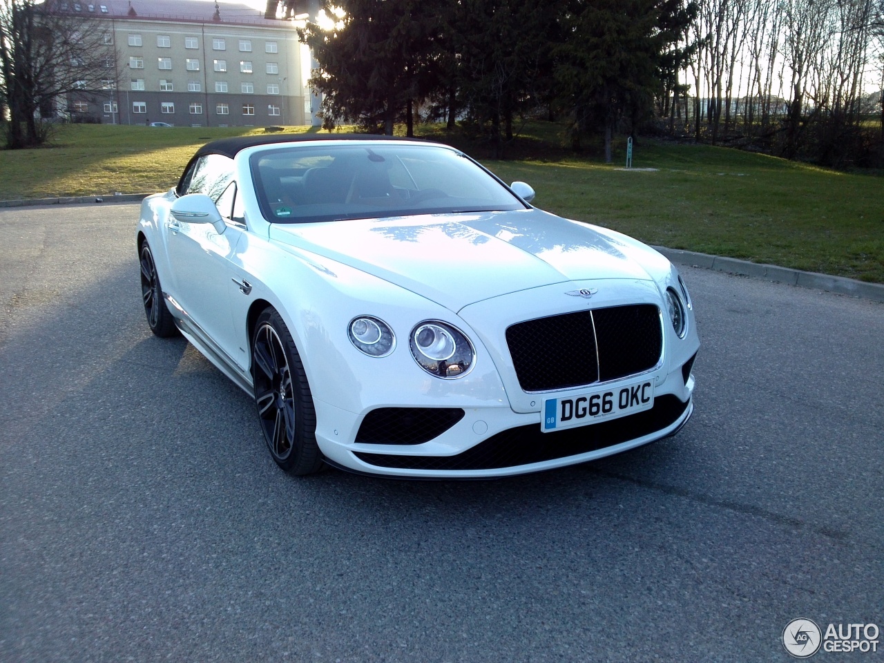 Bentley Continental GTC V8 S 2016