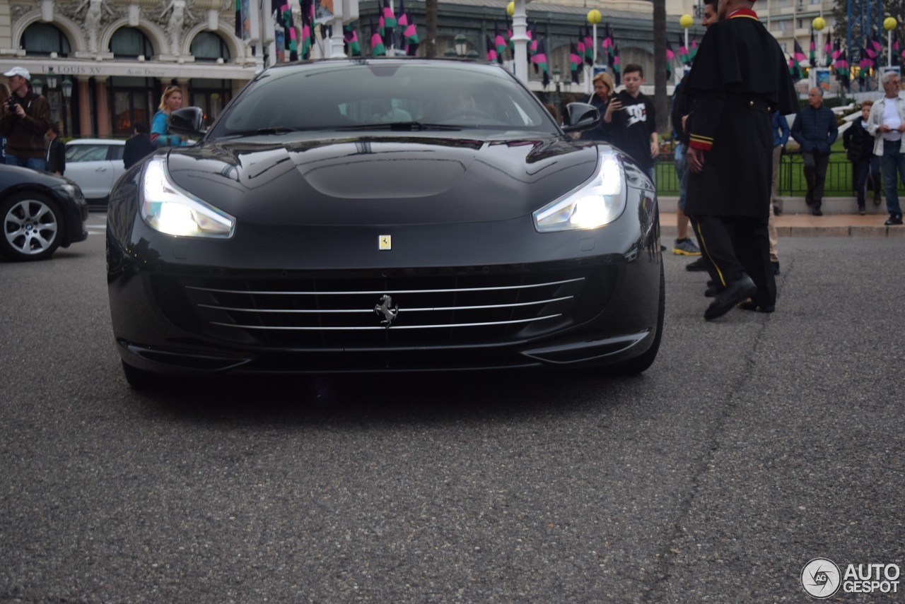 Ferrari GTC4Lusso