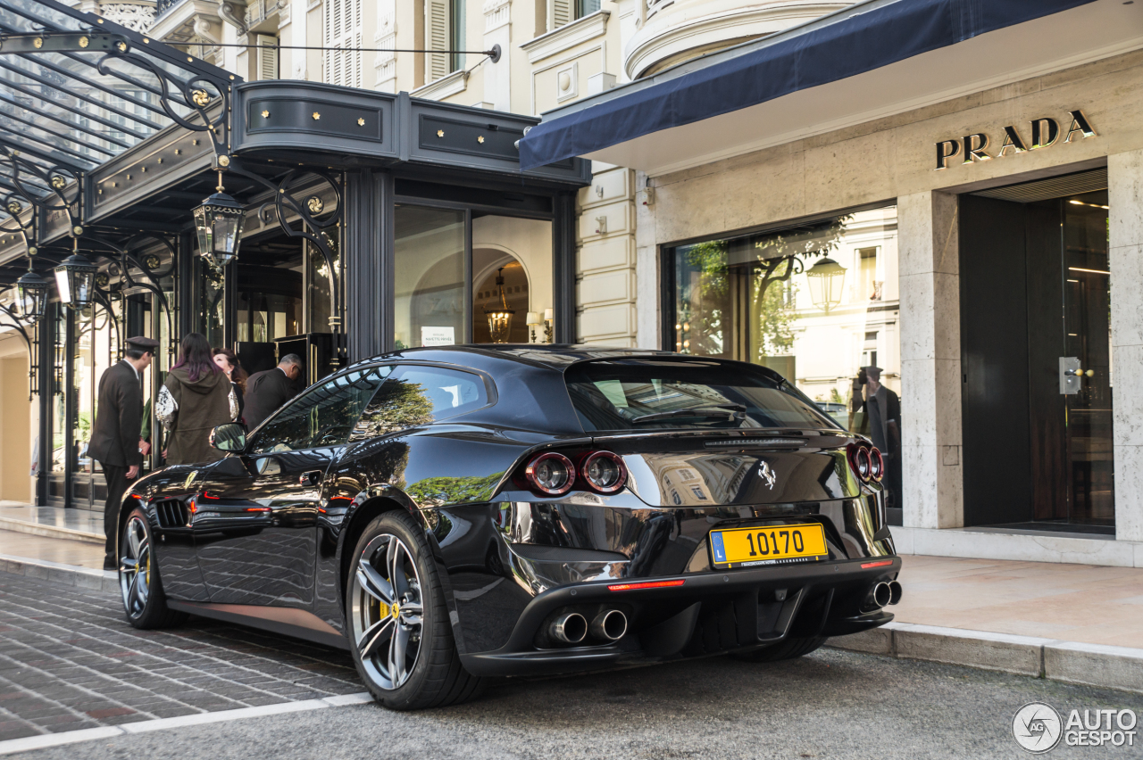 Ferrari GTC4Lusso