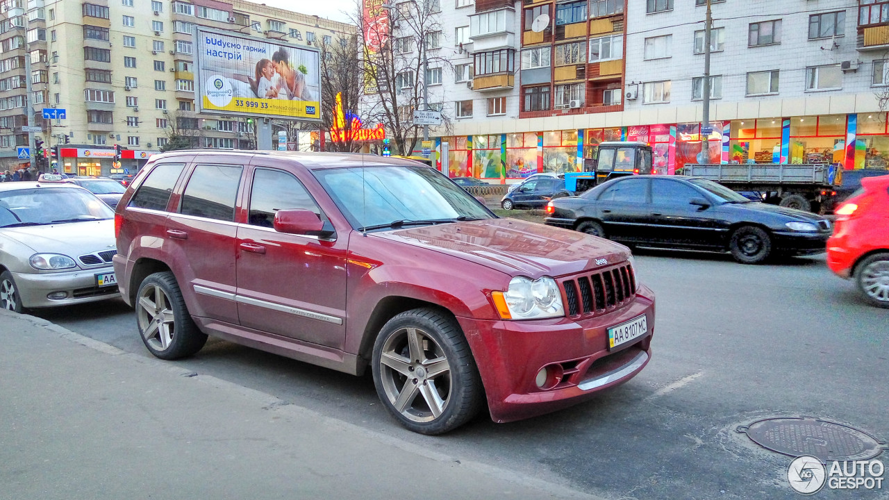 Jeep Grand Cherokee SRT-8 2005