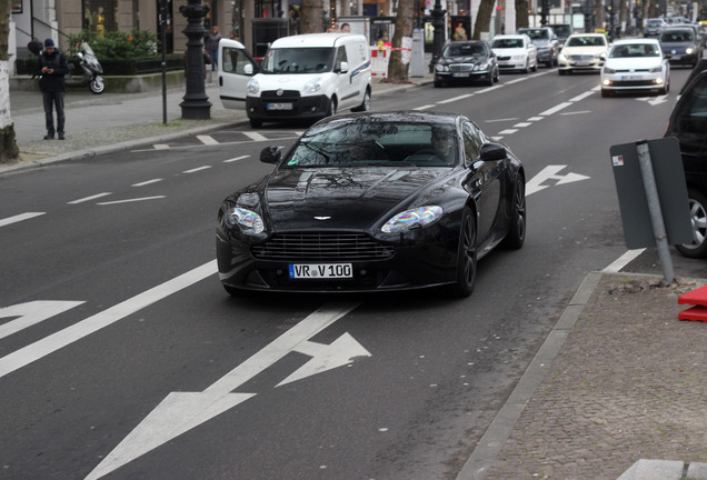 Aston Martin V8 Vantage S