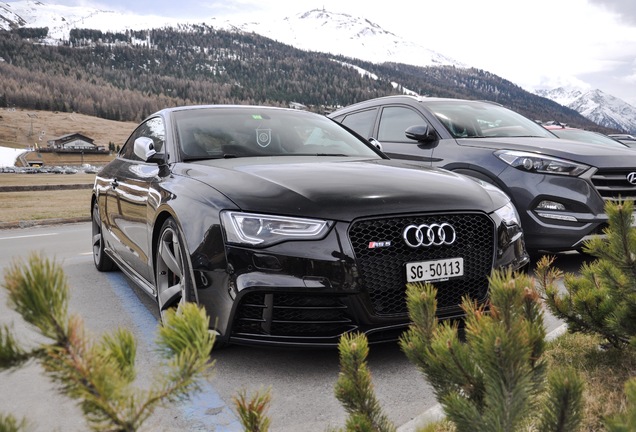 Audi RS5 B8 2012