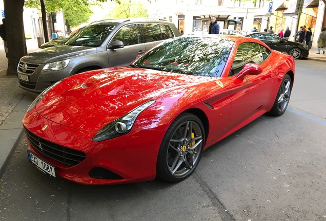 Ferrari California T