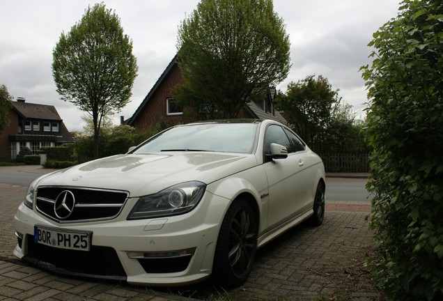 Mercedes-Benz C 63 AMG Coupé