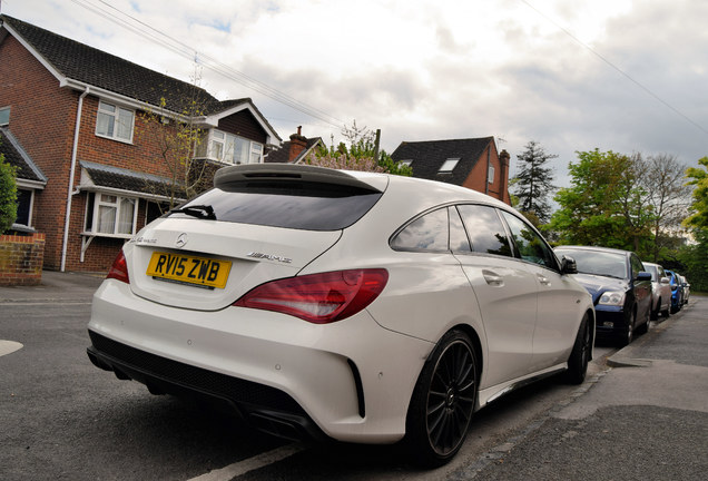 Mercedes-Benz CLA 45 AMG Shooting Brake