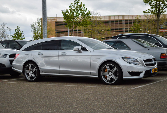 Mercedes-Benz CLS 63 AMG X218 Shooting Brake