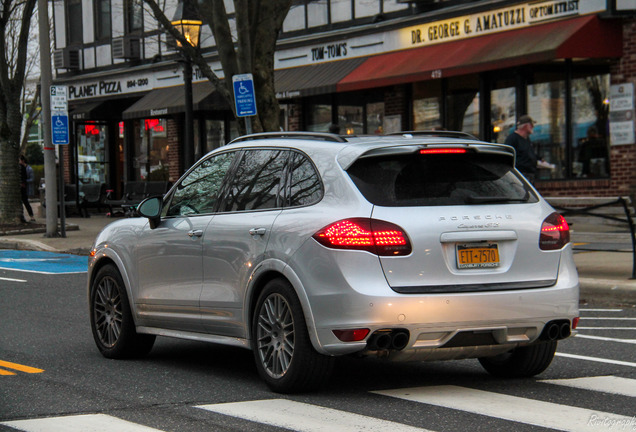 Porsche 958 Cayenne GTS