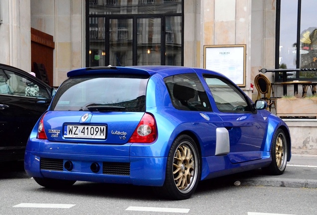 Renault Clio V6 Phase II